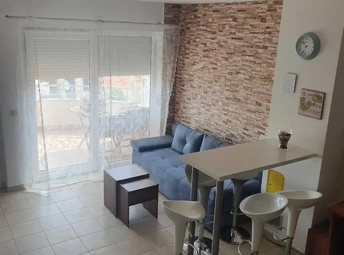 Kos Apartman Pag Town
